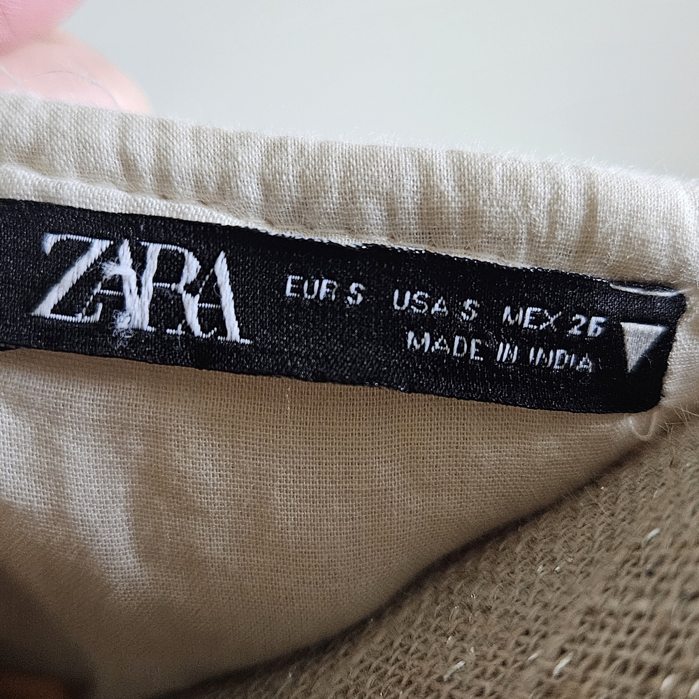 Zara Cream and Black Textured Knit Vest - Picture 5 of 6